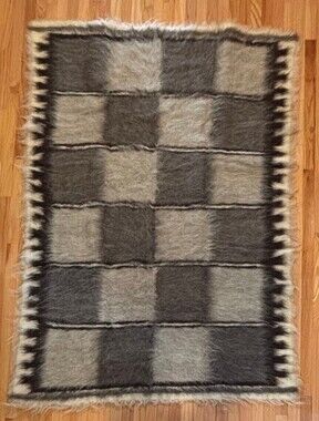 Authentic Lizhnyk: Handwoven Hutsul Wool Blanket/Rug